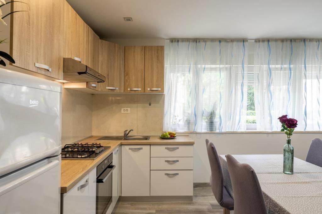 Central Apartment Josko - Combine Parking&Beach&Old Town Сплит Экстерьер фото